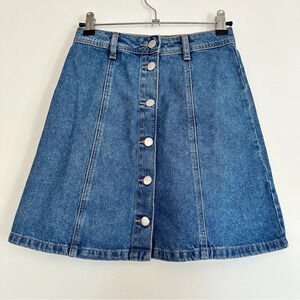 H&M Divided Denim mini button down skirt size: 0